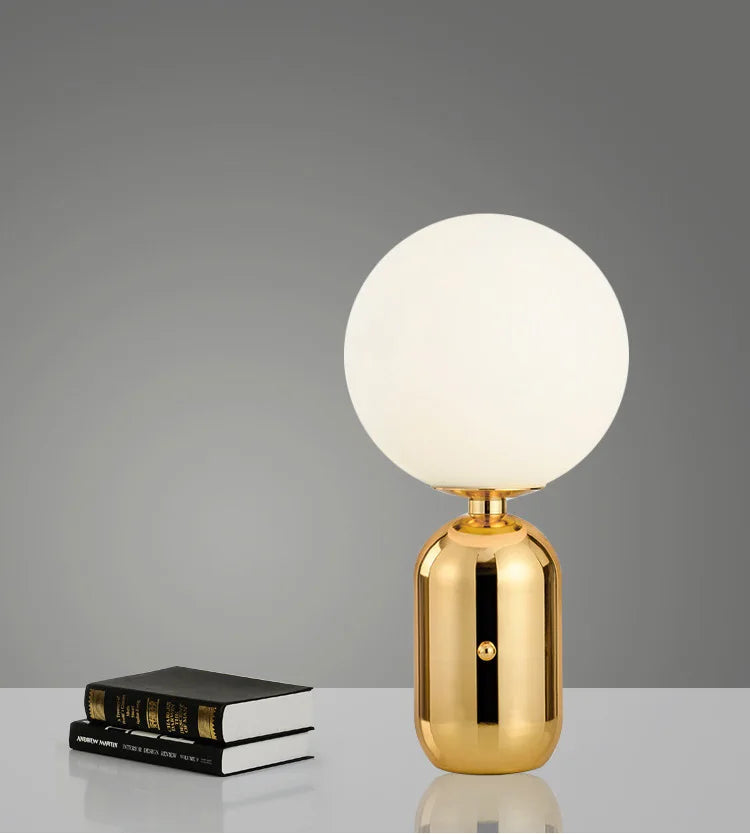 Nordic Design Modern Creative Bedroom Bedside Ball golden Table Lamp Simple Fashion Study Room Glass Desk Lamp for living room
