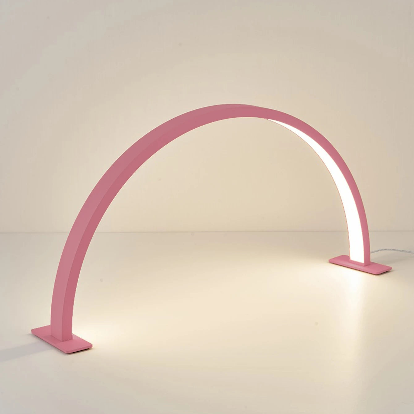 Lampe de table LED en forme de U pour salon de beauté, appareil d'éclairage d'un demi-mois, protection des yeux, prise USB, beau