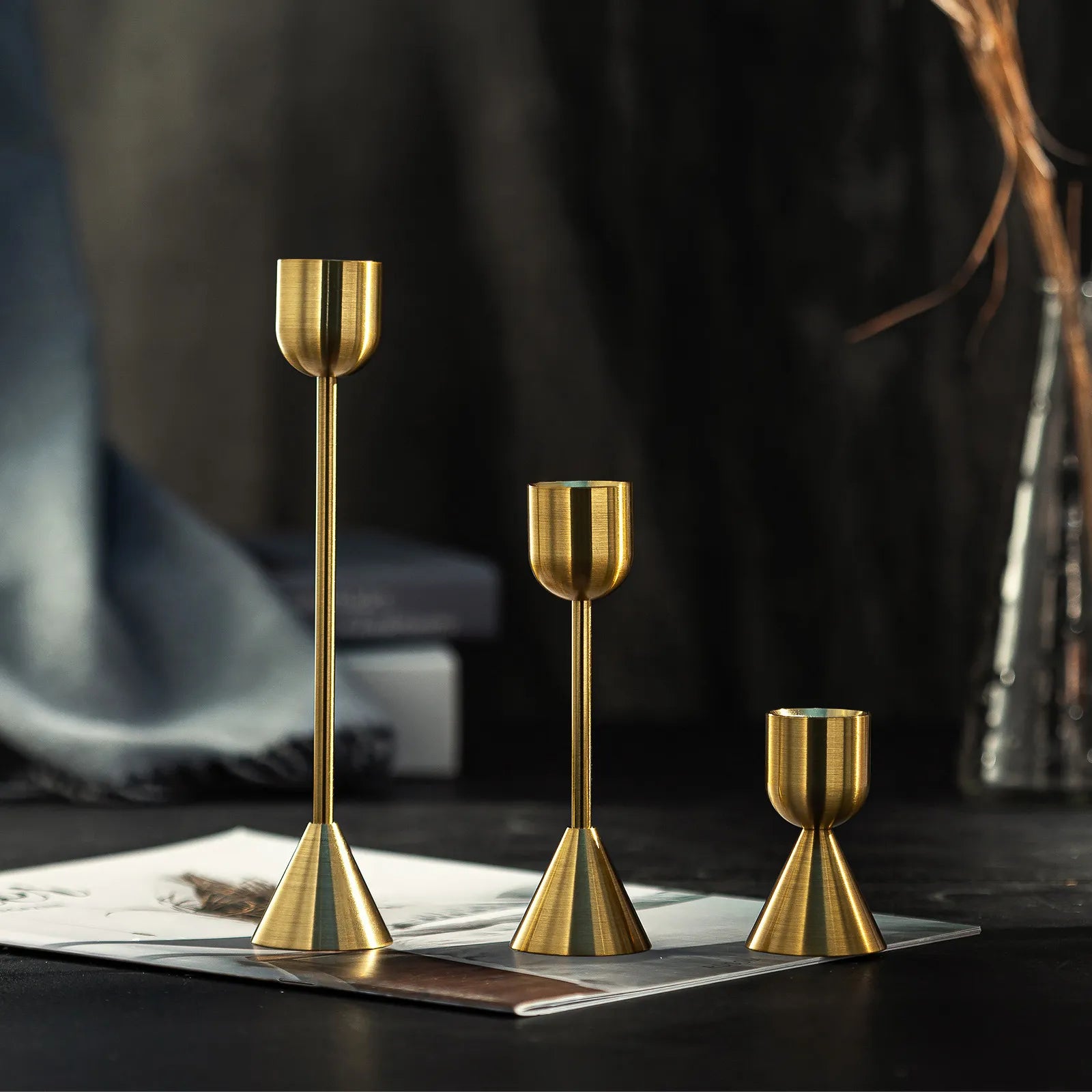 European Gold Candle Holder Metal Candlestick for Wedding Room Table Candle Stand Christmas New Year Bar Party Decoration